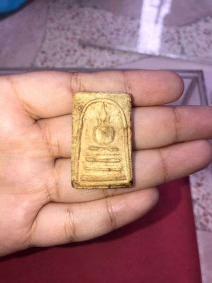 พระสมเด็จ พิมพ์ฐานแซม กรุวังหน้า No.4 ปี 24xx หลังเรียบ ขนาดเล็ก เนื้อผงพุทธคุณ เม็ดดำ แดง ขาว มีมวลสารครบ จัด ละเอียด พิมพ์ทรง คมชัด  รูปที่ 8