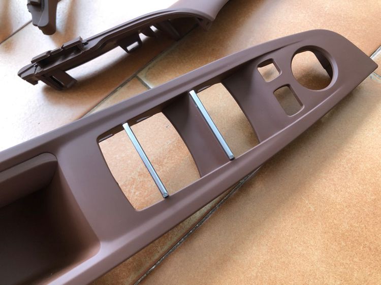 มือจับประตู ครอบสวิตกระจก BMW F10 520d 525i 528i 530i  รูปที่ 11