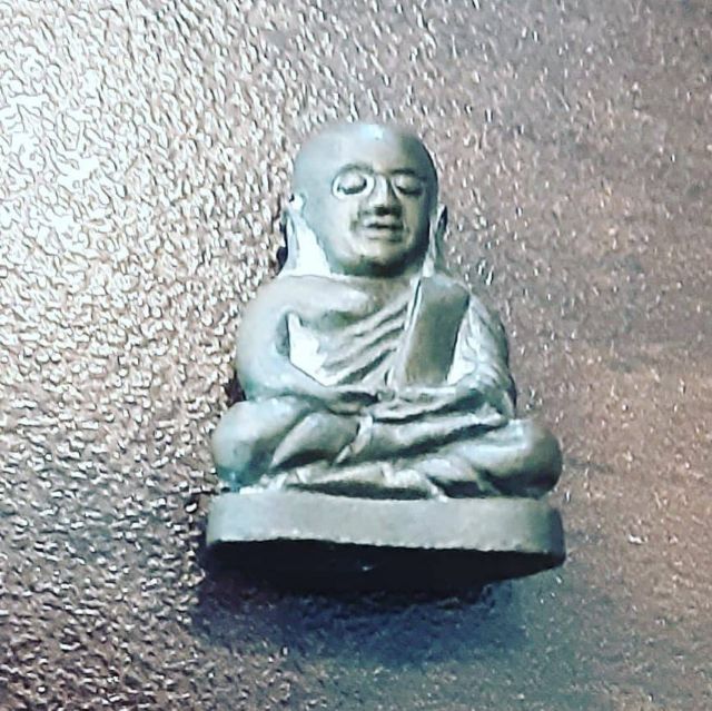 หลวงพ่อเงิน นวะโลหะ พิมพ์เล็ก หลวงพ่อเกษม เขมโกปลุกเศก รูปที่ 14