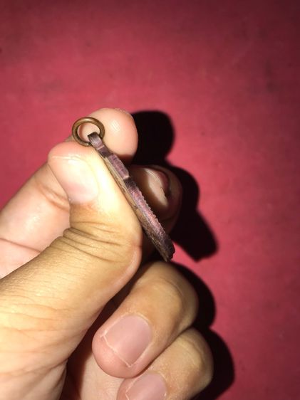 เหรียญอาร์ม พระตำหนักกรมหลวงชุมพร ปากน้ำประแสร์ เนื้อทองแดง ปี 2518 พิมพ์คมชัด รูปทรงสวยงาม ผิวปรอท เก่า แท้ สภาพสวยสมบูรณ์ หายาก ลป.ทิม วัด รูปที่ 3