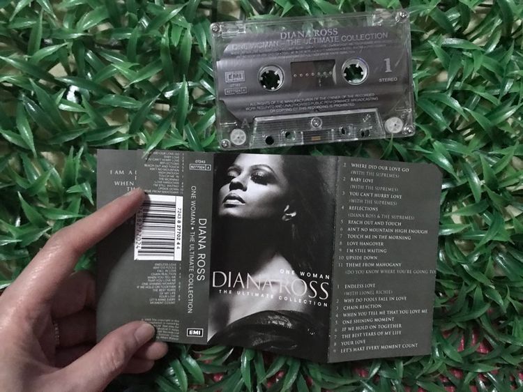 เทปเพลงสากล Diana Ross The untimate collection  ปกสวย ม้วนตัวหนังสือจางเล็กน้อย หายาก น่าสะสม รูปที่ 3