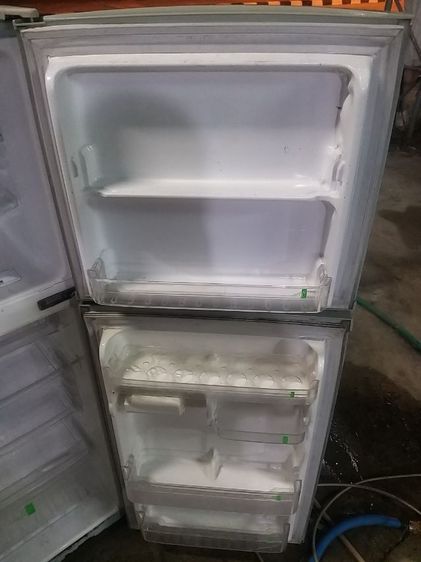 ขายตู้เย็น Samsung 2 ประตู
ระบบโนฟรอสไม่มีน้ำแข็งเกาะ
ละลายเองน้ำแข็งอัตโนมัติ 7.7 คิว
สินค้าใช้งานได้ปกติ มีรับประกัน
 รูปที่ 7