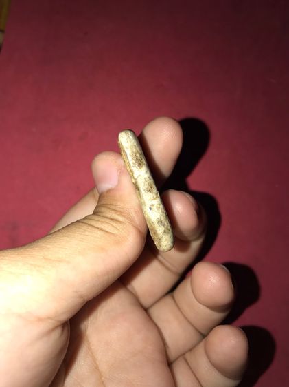 พระสมเด็จ วัดระฆัง พิมพ์ฐานแซม โบราณ เนื้อผงพุทธคุณ หลังสวย พิมพ์คมชัด พระหนา ขอบไม่คม เนื้อพระมีมวลสารครบ เนื้อแห้ง เก่าได้อายุ รูปทรงบิดเบ รูปที่ 4