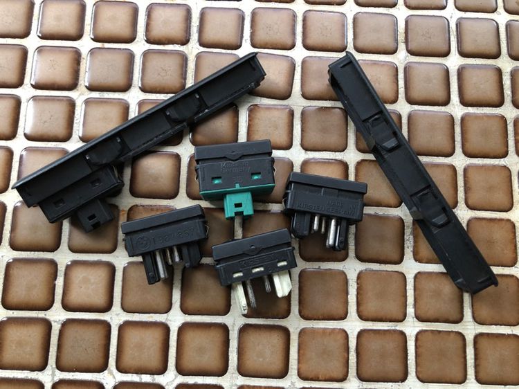 สวิตช์ กระจก กรอบพลาสติก BMW E36 318i 323i 325i 320i 318is 320is Z3 M3 รูปที่ 5