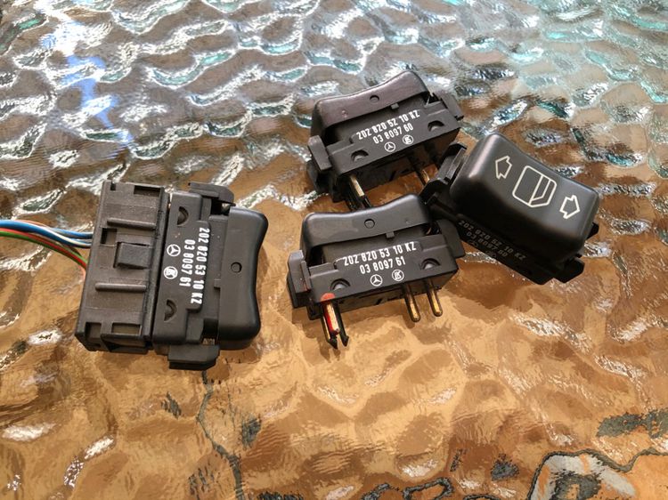 สวิตกระจก ไล่ฝ้า Benz W140 W124 W202 Benz w124 w201 190E 200E 230E 300D 230CE 300CE 230TE 300TE 280SE 500SEL 560SEL รูปที่ 5