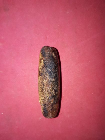 ตะกรุด ผงยาจินดามณี ยาวประมาณ 2 นิ้ว หลวงพ่อทองอยู่ วัดท่าเสา จ.สมุทรสาคร ยุคต้นๆ แห้งเหี่ยว เนื้อผงยาจินดามณี หรือ ผงยาวาสนา สีน้ำตาลเข้มปน รูปที่ 3