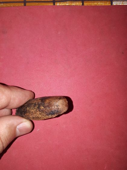 ตะกรุด ผงยาจินดามณี ยาวประมาณ 2 นิ้ว หลวงพ่อทองอยู่ วัดท่าเสา จ.สมุทรสาคร ยุคต้นๆ แห้งเหี่ยว เนื้อผงยาจินดามณี หรือ ผงยาวาสนา สีน้ำตาลเข้มปน รูปที่ 4