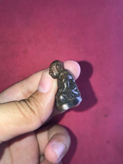 รูปหล่อโบราณ หลวงปู่สุข ธัมมโชโต วัดโพธิ์ทรายทอง เนื้อสำริด รุ่นแรก ปี 2489 ที่ฐานอุดผงเดิมๆ จำนวนการจัดสร้างน้อยมาก เก่า แท้ หายาก รูปหล่อโ รูปที่ 4