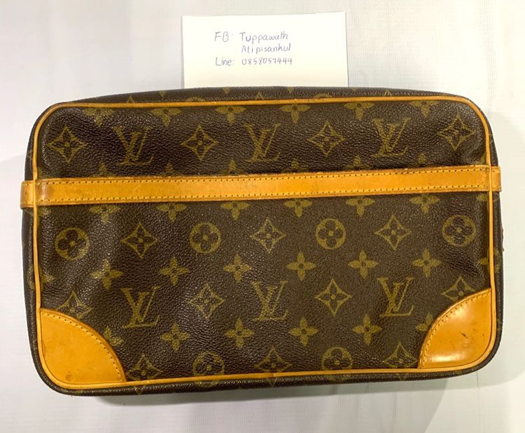 กระเป๋า clutch Louis Vuitton ของแท้ รูปที่ 1
