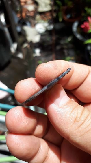 เหรียญ หลวงพ่อทวด รุ่น3 บล็อคเขยือน พิมพ์ 2 จุด ประคตเต็ม ปี2504 เนื้อทองแดงรมดำ พิมพ์ถูก คมชัด สวยและสมบูรณ์ตามสภาพเหรียญเก่าเก็บ แท้ ผิวเด รูปที่ 3