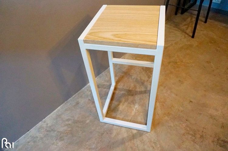 เก้าอี้บาร์ เก้าอี้สูง ไม้จริง นั่งกับโต๊ะบาร์ และเคาน์เตอร์บาร์  รูปที่ 2