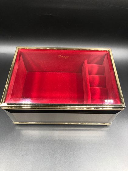 กล่องกระจกใส่เครื่องประดับ