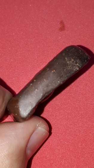 พระซุ้มกอ พิมพ์ใหญ่ มีกนก หลังสวย ไม่รู้กรุ กำแพงเพชร อายุประมาณ 700-800 ปี เนื้อดินเผา ละเอียดมาก เนื้อสีดำมัน อมน้ำตาล มีว่านดอกมะขามลอย จ รูปที่ 3