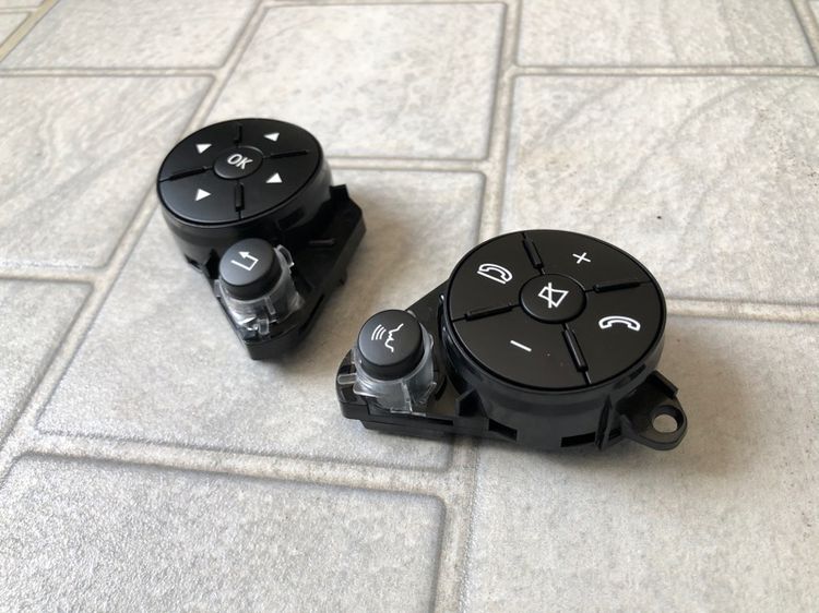 สวิตช์ ปุ่ม พวงมาลัย Mutifunction Benz W212 W207 W204 W221 W246 W117 W176 R172 E Coupe C Coupe ปุ่มกด พวงมาลัย เกียร์ 5 Speeds 7 Speeds รูปที่ 7