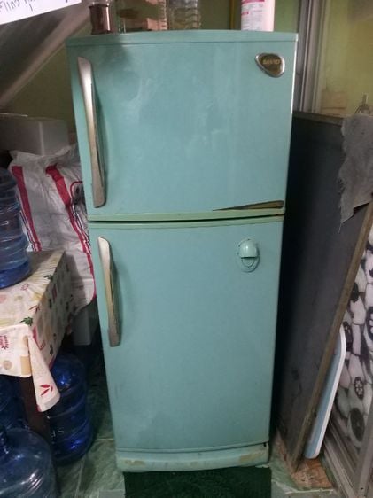 ขายตู้เย็น 2 ประตู Sanyo 
ระบบ No Frost ไม่มีน้ำแข็งเกาะ
ละลายน้ำแข็งอัตโนมัติด้วยตัวเอง

สินค้าใช้งานได้ปกติ

สนนราคาขายที่ 2,200 บาทไทย
สนใจโทร