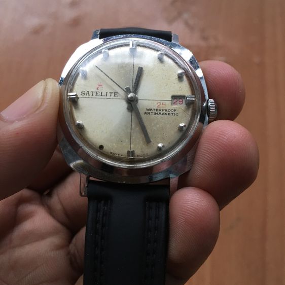 อื่นๆ ขาว นาฬิกาไขลานวินเทจรุ่นเก่า Swiss SATELITE Antimagnetic 