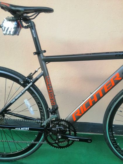 ใหม่จักรยานเสือหมอบ
RICHTER รุ่น CLICK สีดำเทา18 สปีด เฟรมอลูมิเนียมไซ50 รูปที่ 6