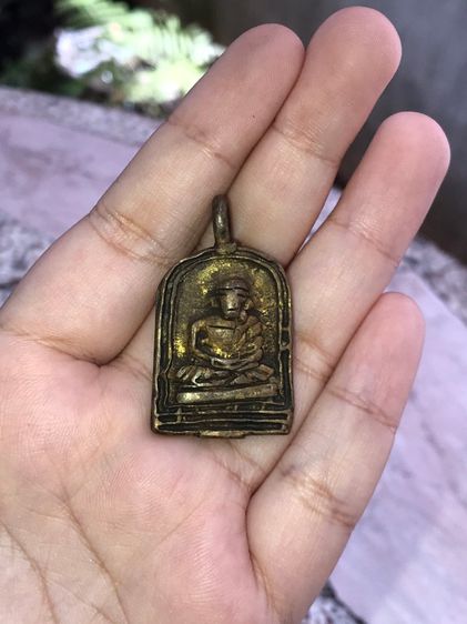 เหรียญจอบ หลวงพ่อไปล่ วัดกำแพง รุ่นแรก ปี 2478 พิมพ์พิเศษ มาฆบูชา หลังจารมือ เนื้อฝาบาตร สภาพสวยมาก แท้ดูง่าย เก่า เดิมๆ แปลก สร้างมาประมาณ  รูปที่ 8