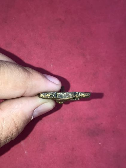 เหรียญจอบ หลวงพ่อไปล่ วัดกำแพง รุ่นแรก ปี 2478 พิมพ์พิเศษ มาฆบูชา หลังจารมือ เนื้อฝาบาตร สภาพสวยมาก แท้ดูง่าย เก่า เดิมๆ แปลก สร้างมาประมาณ  รูปที่ 5