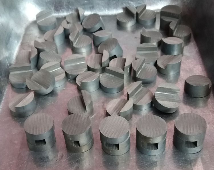 CNC Wire-Cut DK7725 YCUT วายคัท ไวร์คัท เครื่องวายคัท ลวดจีน Molybdenum WireEDM เครื่องไวร์คัท ลวดวน ประหยัด ไม่ต้องทิ้งลวด รูปที่ 8