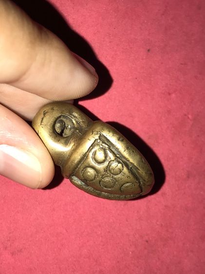  เต่า หลวงพ่อเงิน วัดบางคลาน พิจิตร สภาพใช้ ห่วงขวาง เนื้อทองผสมเหลืองอมเขียว เก่า ยุคแรกของท่าน แท้ หายากน่าใช้ Classic.      สุดยอดวิชามหา รูปที่ 4