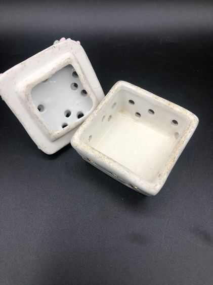 กระปุกเซรามิค ประดับลวดลายดอกไม้ฉลุลาย รูปที่ 5