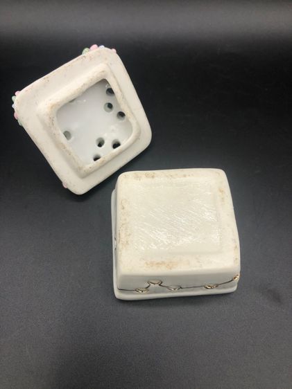 กระปุกเซรามิค ประดับลวดลายดอกไม้ฉลุลาย รูปที่ 6