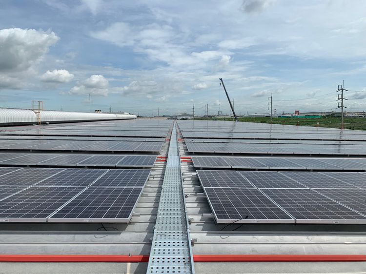 รับปรึกษา และรับติดตั้งระบบโซล่าเซลล์ ผลิตไฟฟ้าด้วยแสงอาทิตย์ บนหลังคาอาคาร โรงงาน ห้างสรรพสินค้า ร้านค้า บ้านพักอาศัย  รูปที่ 2