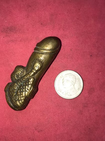 ปลัดขิก หนุมานทรงเครื่อง เนื้อทองผสม จารมือด้านล่าง ขนาดประมาณ 2 นิ้ว ยุคแรกๆ เนื้อโลหะแห้ง เก่า สภาพสวยเดิมและสมบูรณ์ งานเรียบร้อย มีน้อย ห รูปที่ 6