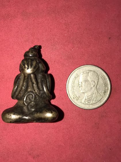 พระปิดตา ยันต์ยุ่ง เนื้อสำริดเงิน ผิวออกสีดำ เหี่ยวย่น พระมีน้ำหนัก พระมีเอกลักษณ์ในตัวเอง สภาพสมบูรณ์ สวย แปลก เก่า แท้ หายาก นานๆจะเจอแบบน รูปที่ 6