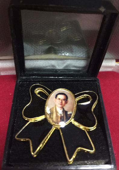 เข็มกลัด ร.9(เพลิงพระศพ) รูปที่ 2