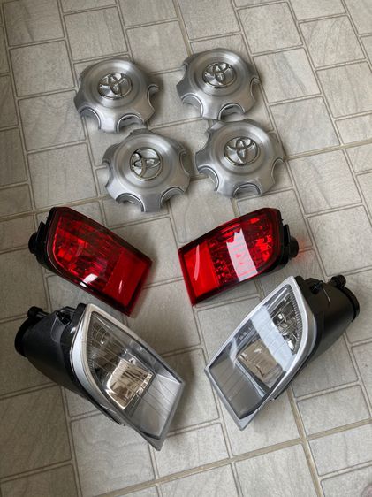 ไฟตัดหมอก ไฟทับทิม กันชนหลัง อะไหล่ Prado J120 J150 ไฟสปอร์ตไลท์ ไฟในกันชน ฝาล้อ รูปที่ 2