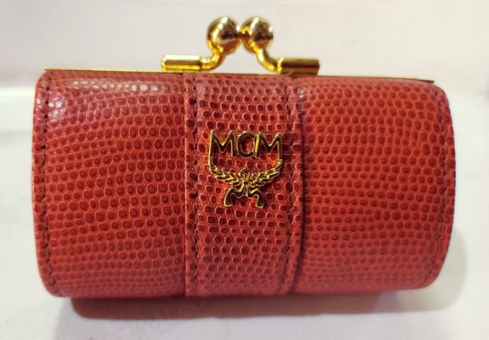 กระเป๋าใส่เหรียญ MCM หนังแท้ ใหม่