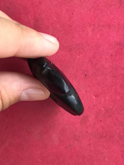 กงจักร เหล็กไหล ขนาดประมาณ 1 นิ้ว รูปทรงสวยงาม ผิวมันเงาดำสนิทผิวมันเงา มีน้ำหนัก สภาพสมบูรณ์ งานฝีมือ Classic เก่า แท้ แปลก หายาก แม่เหล็กด รูปที่ 2