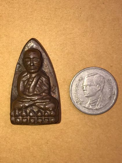 หลวงพ่อทวด วัดช้างให้ หลังเตารีด ปี 05 พิมพ์เฉลิมพล ตอกโค้ด หน้าหลัง เนื้อนวะโลหะ สวยๆ คมๆ มีคราบดินเบ้า พิมพ์ถูก คมชัด สภาพเดิมๆ หายาก คลาส รูปที่ 6