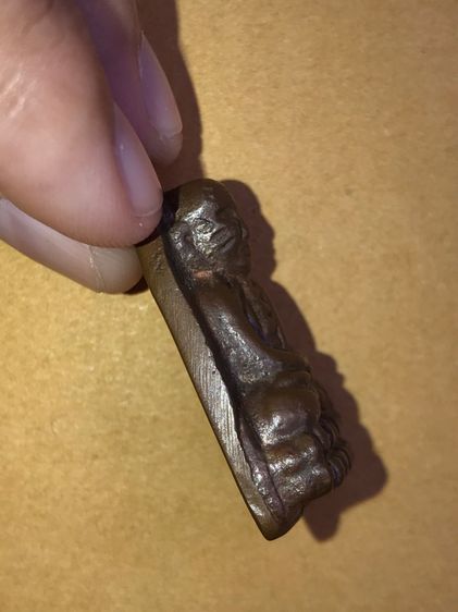 หลวงพ่อทวด วัดช้างให้ หลังเตารีด ปี 05 พิมพ์เฉลิมพล ตอกโค้ด หน้าหลัง เนื้อนวะโลหะ สวยๆ คมๆ มีคราบดินเบ้า พิมพ์ถูก คมชัด สภาพเดิมๆ หายาก คลาส รูปที่ 3