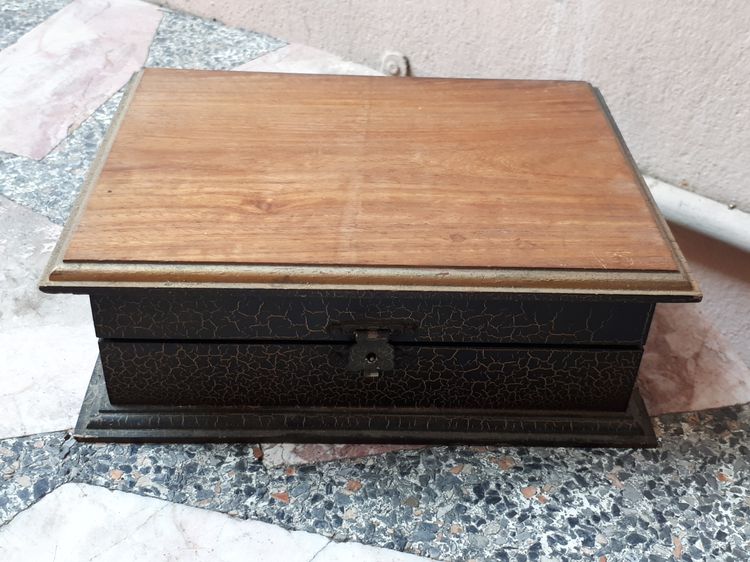 (บ.173) กล่องใส่ของสภาพตรงตามรูปค่ะ รูปที่ 2