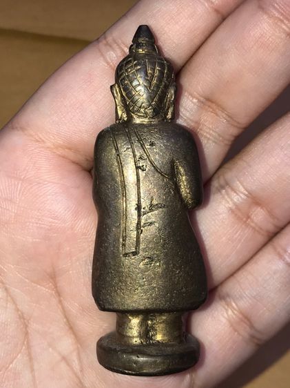 หล่อโบราณ พระยืนอุ้มบาตร เนื้อทองเหลือง รอบตะไบหยาบ สวยเก่า ขนาดประมาณ 1 นิ้ว  ผิวแห้ง เดิมๆ รูปแบบสวยงาม สภาพสมบูรณ์ สุดclassic เก่า แท้ แป รูปที่ 9