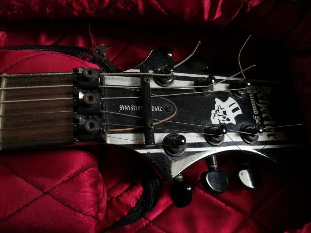 กีต้าร์ schecter synnyster gates standard รูปที่ 2