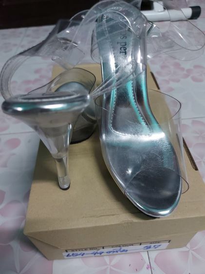 ขายรองเท้า pros per สำหรับใส่ประกวดโมเดล(ใส่ครั้งเดียว) รูปที่ 3