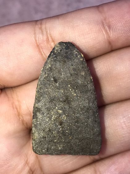 หลวงปู่ทวด เนื้อว่าน วัดช้างให้ จังหวัดปัตตานี รุ่นแรก ปี 2497 พิมพ์ใหญ่ หัวมีขีด ไหล่จุด สภาพสมบูรณ์ สวยงาม ทั้งพิมพ์ทรง เนื้อหามวลสาร ผิวพ รูปที่ 8