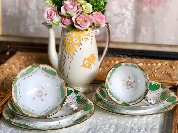 Antique Victorian Green and White  tea cup coffee รูปที่ 2