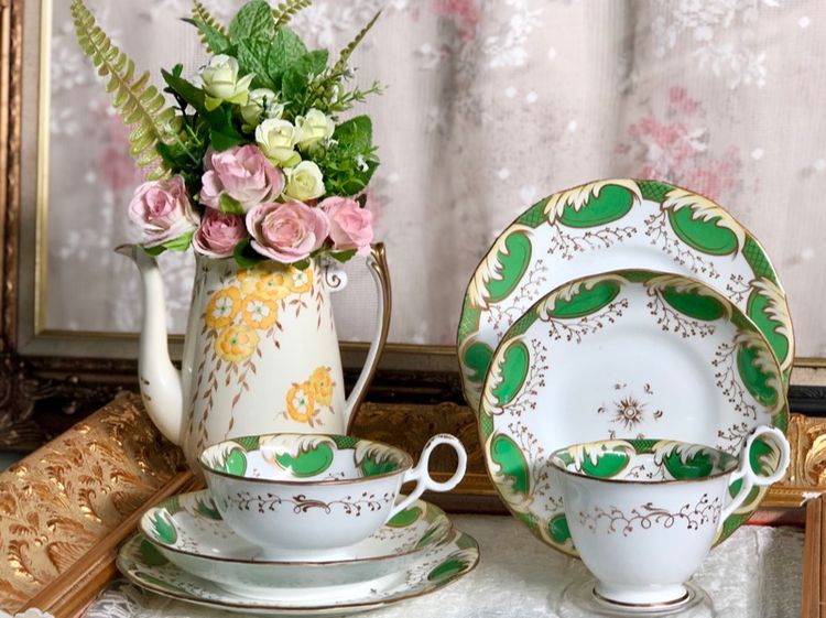 Antique Victorian Green and White  tea cup coffee รูปที่ 1