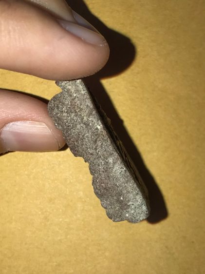 หลวงปู่ทวด สก. พิมพ์สามเหลี่ยม เนื้อว่าน หลังสก. ตอกโค็ต และปั๊มยันต์นะสีม่วง รุ่นแรก ปี 2547 ผสมผงเก่าบางขุนพรหม สวยมาก หายากมากๆ  รูปที่ 5