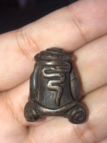 พระปิดตา ยันต์ยุ่ง หลวงพ่อ ทับวัดทอง พิมพ์ตุ๊กตา ยันต์น่อง เนื้อสัมฤทธิ์เงิน ขนาดใหญ่ สภาพสวยมาก เก่า แท้ แปลก หายาก รูปที่ 9