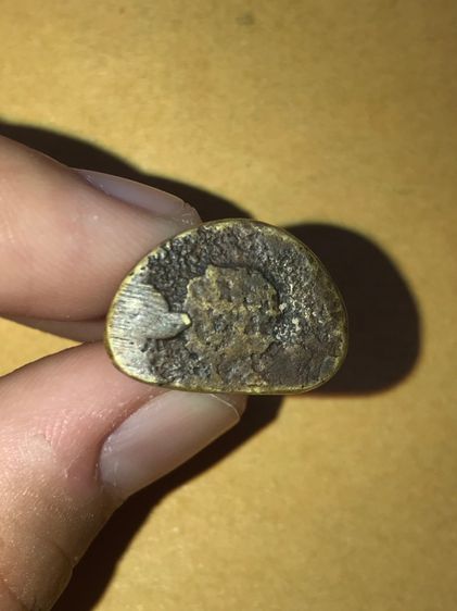 หล่อโบราณ หลวงพ่อเงิน วัดบางคลาน รุ่นแรก พิมพ์นิยม ขนาดหนัก 1 บาท ตำหนิครบ เนื้อทองผสม สภาพสวย สมบูรณ์ เก่า แท้ หายาก รูปที่ 5