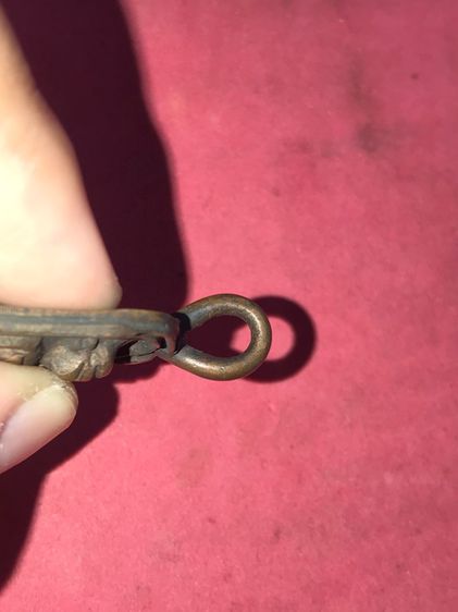 เหรียญจอบ หลวงพ่อไปล่ วัดกำแพง กทม. หลังพระพุทธ ปี 2478 เนื้อทองผสม ผิวออกสีเหลือง เป็นจ้ำ แห้งเหี่ยว พิมพ์ทรง ตำหนิครบ ถูกต้อง เก่า แท้ แปล รูปที่ 6