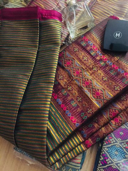 🔴ขายเทปีใหม่🔴 ผ้าซิ่นสาวเหนือ เลื่อมทอง ขอบชมพูบานเย็น ของใหม่ รูปที่ 7