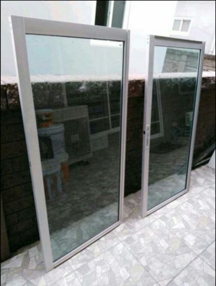 ขายหน้าต่างบานเลื่อน กระจกสีเขียวใส ขอบอลูมิเนียมสีบรอนซ์เงิน 1 คู่  รูปที่ 6