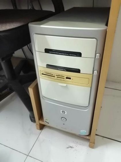 ขายคอมพิวเตอร์ตั้งโต๊ะ HP ขายพร้อมโต๊ะ เก้าอี้  คีย์บอร์ดลำโพงให้ทั้งหมด  ตามภาพที่เห็นเลย รูปที่ 9